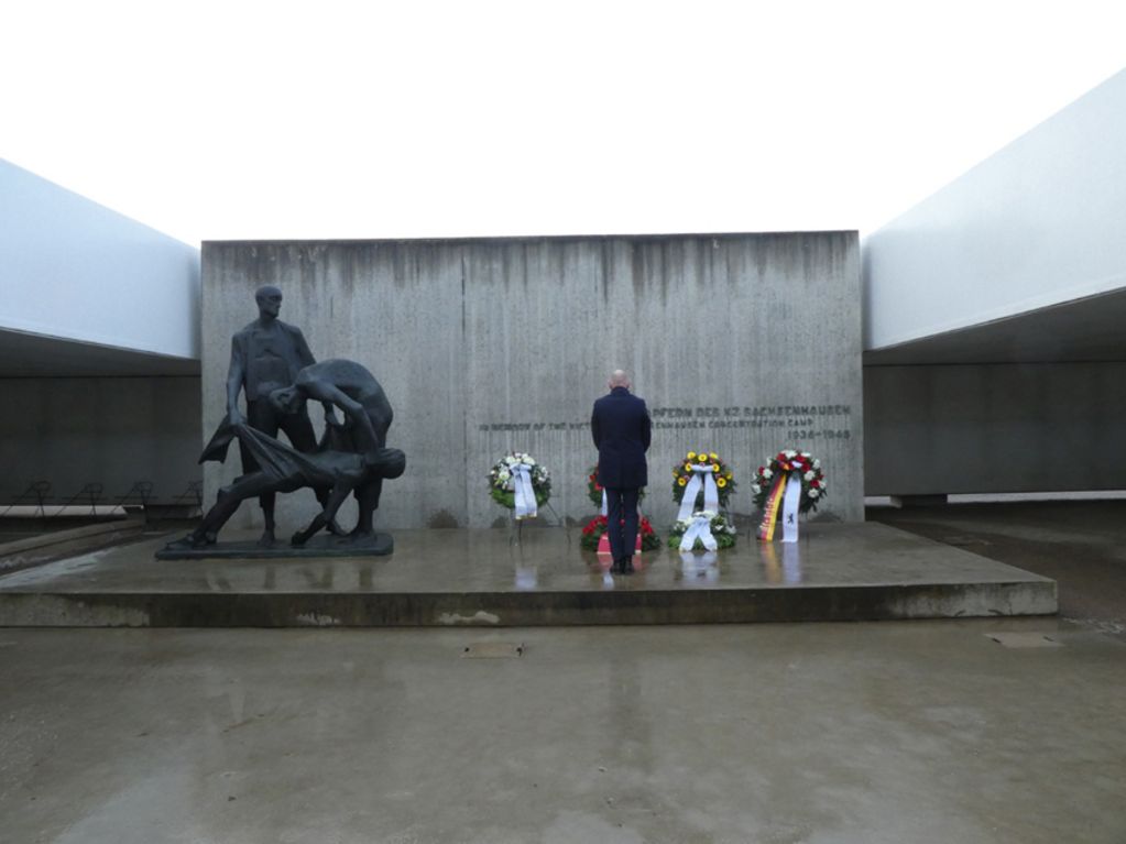 Kranzniederlegung in der Gedenkstätte Sachsenhausen am 27. Januar 2021 (Foto: GuMS)