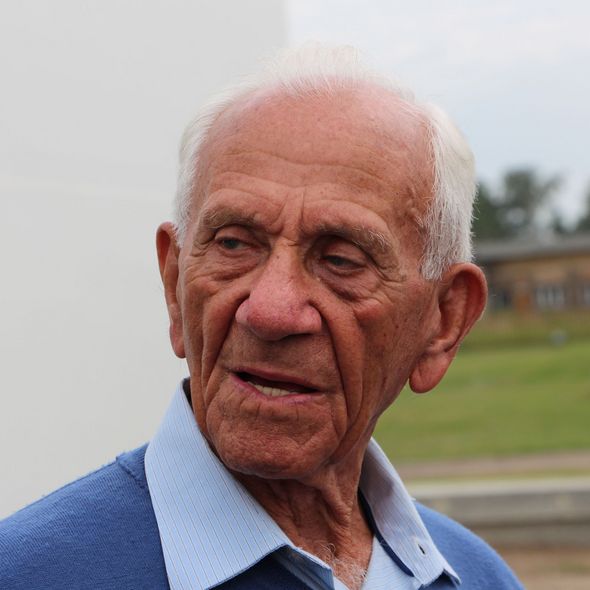 Simcha Applebaum in der Gedenkstätte Sachsenhausen, 2015 (Foto: GuMS) Simcha Applebaum in der Gedenkstätte Sachsenhausen, 2015 (Foto: GuMS)